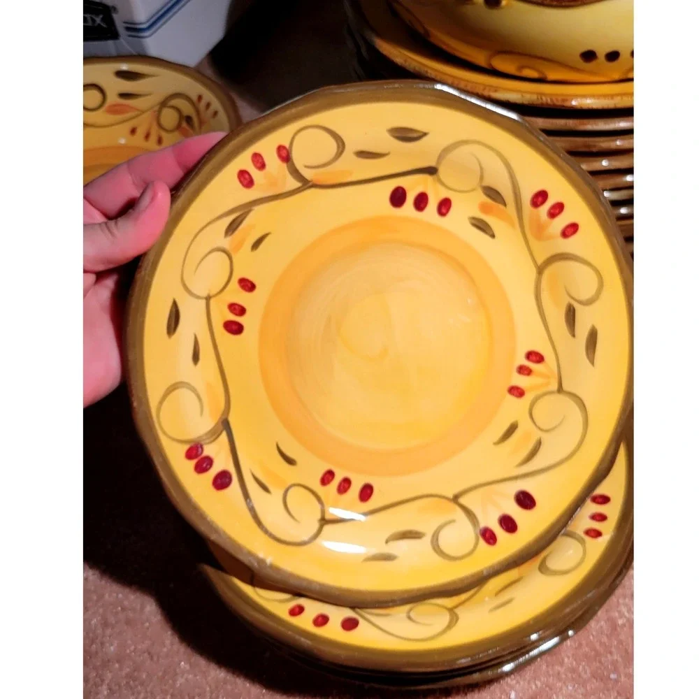 Italian Villa Yellow Ceramic Lunch Plates Set of 4 Rustic Tuscan Floral Berry - Picture 2 of 4